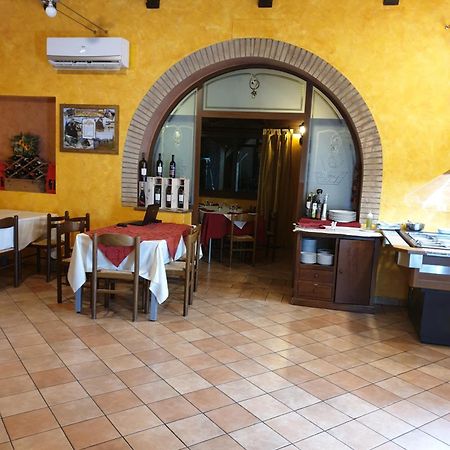 San Pietro Bed and Breakfast Mileto Exteriör bild