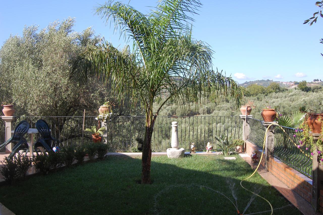 San Pietro Bed and Breakfast Mileto Exteriör bild