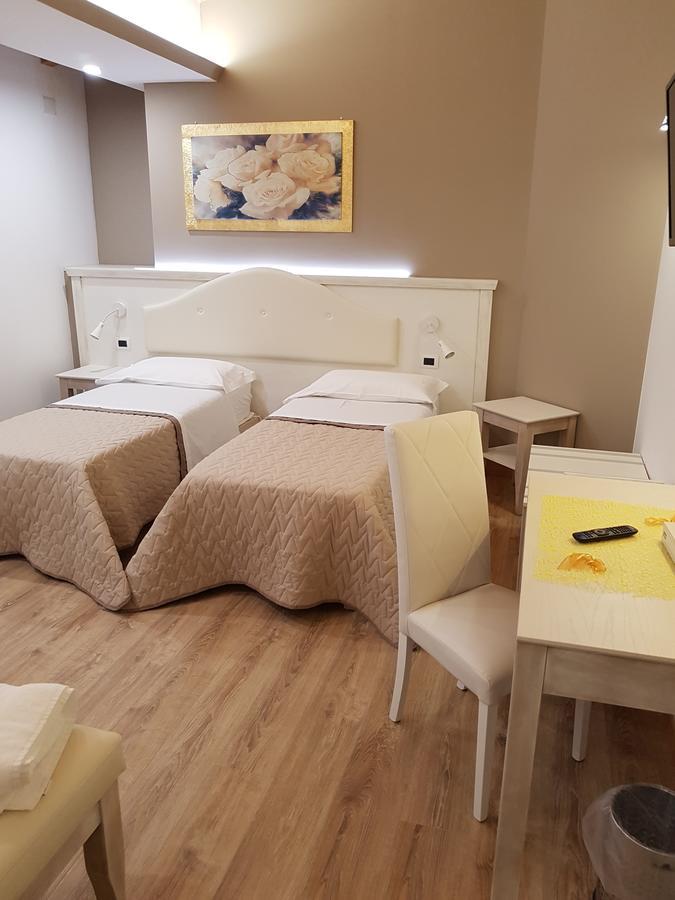 San Pietro Bed and Breakfast Mileto Exteriör bild